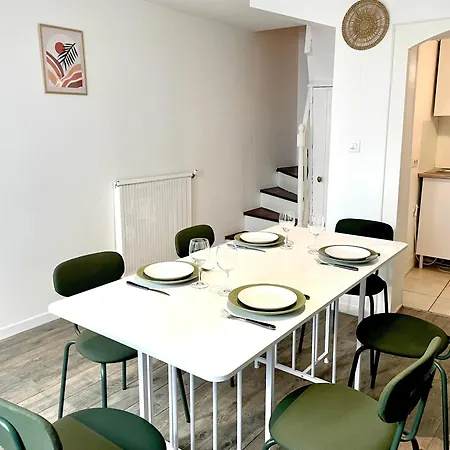 펜션 Petite Maison Atypique - Hypercentre -ideale Pro Et Familles 니오르