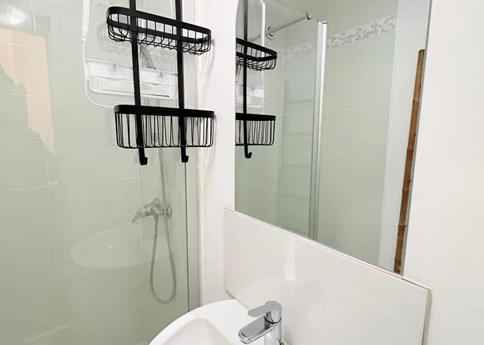 Petite Maison Atypique - Hypercentre -ideale Pro Et Familles 니오르