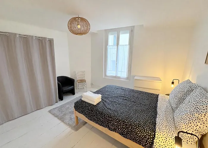 펜션 Petite Maison Atypique - Hypercentre -ideale Pro Et Familles *