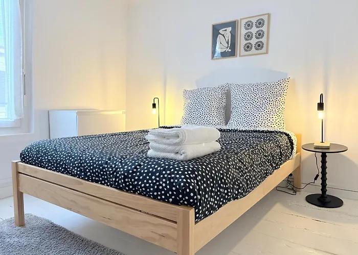 Petite Maison Atypique - Hypercentre -ideale Pro Et Familles * 니오르